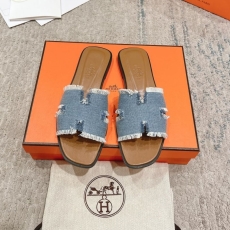 Hermes Slippers